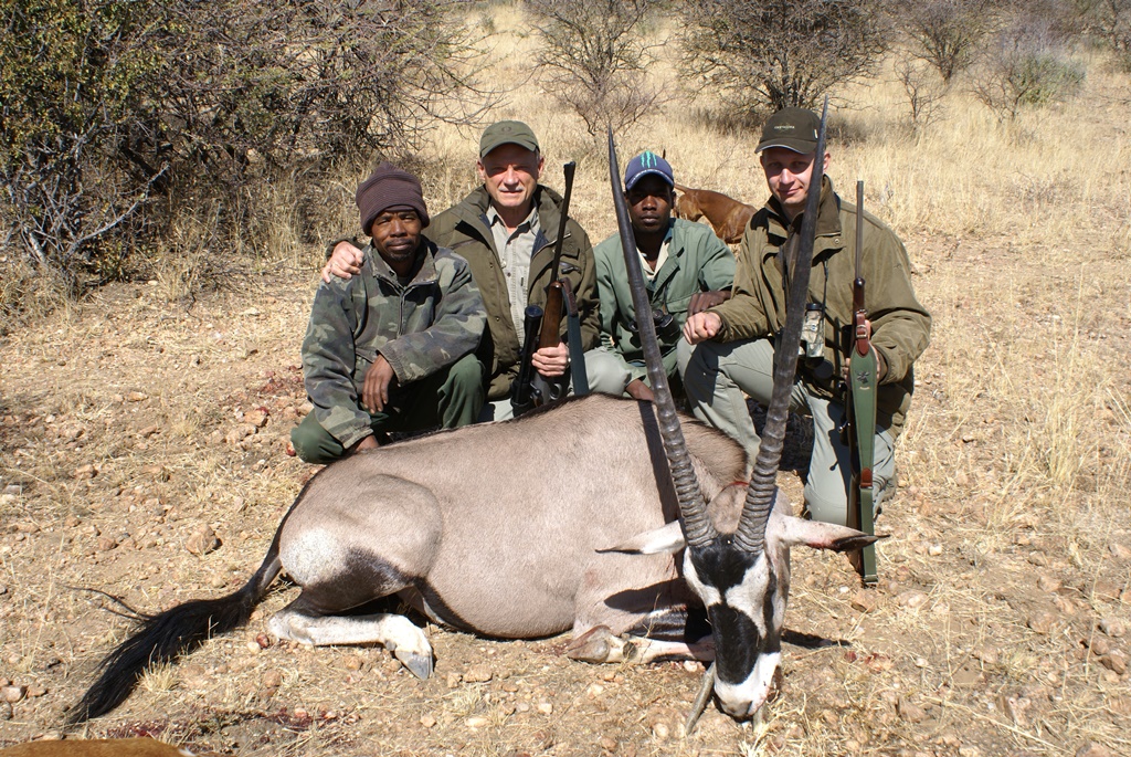 Русско-намибийская охотничья команда